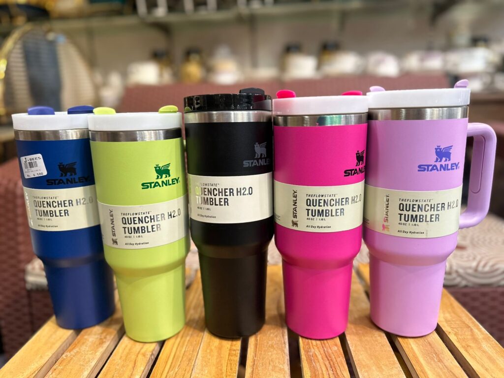 Stanley 40oz Tumbler Master Copy