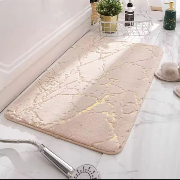 Luxurious Gold Stripe Faux Rabbit Fur Mat-Water Absorbent & Anti-Slip